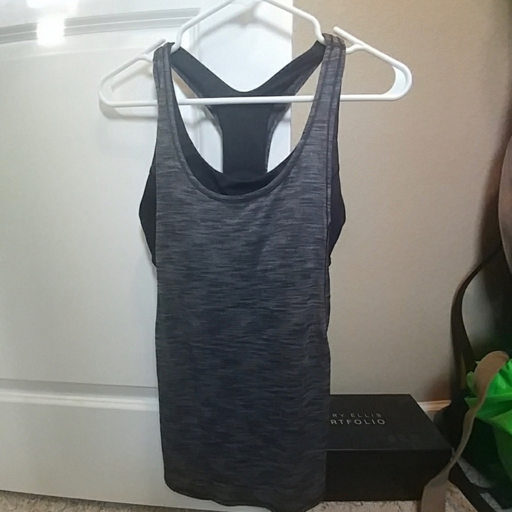 Lululemon On Track Tank size 6